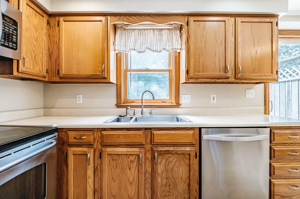 16 Caryn Drive Saco ME 04072