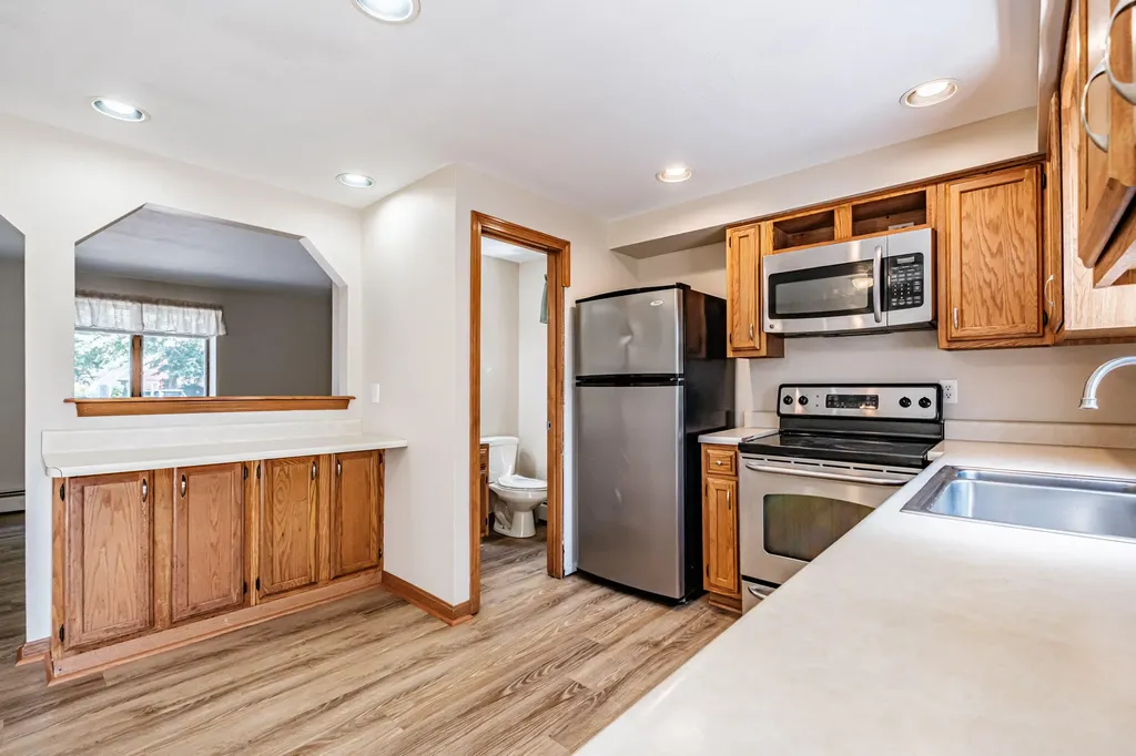 16 Caryn Drive Saco ME 04072