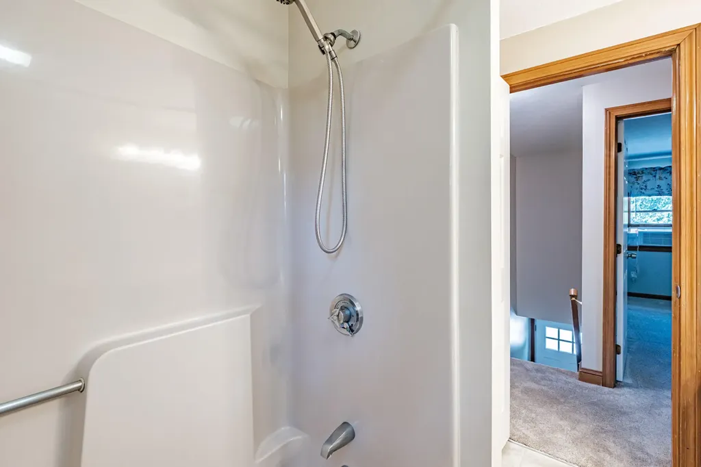 16 Caryn Drive Saco ME 04072