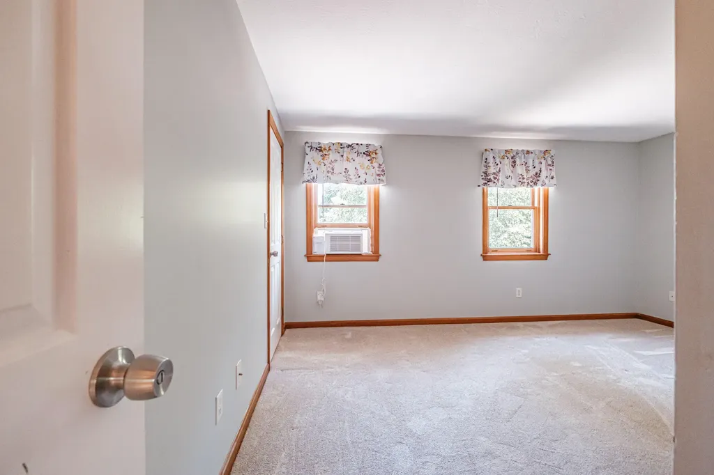 16 Caryn Drive Saco ME 04072