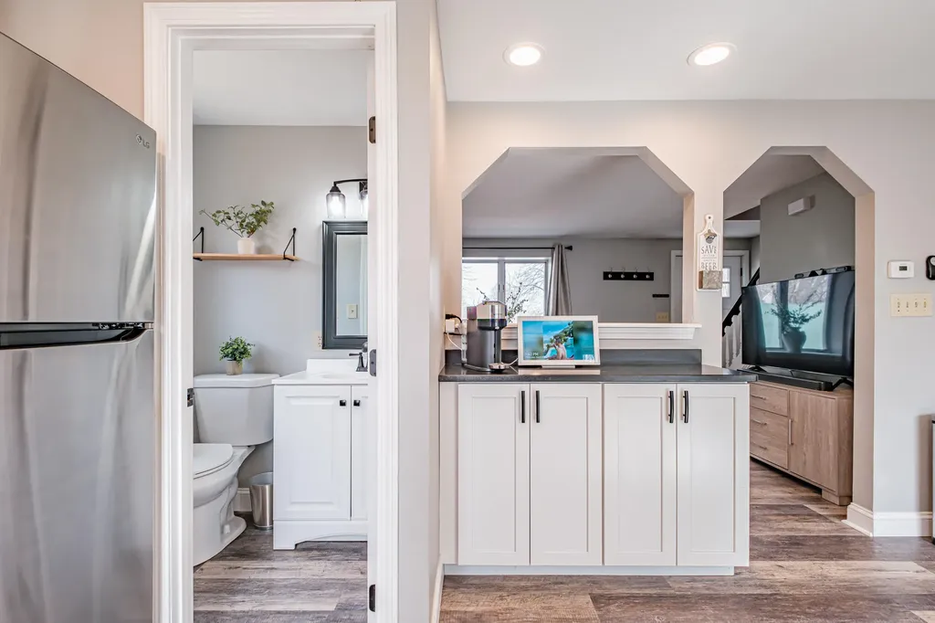 16 Caryn Drive Saco ME 04072