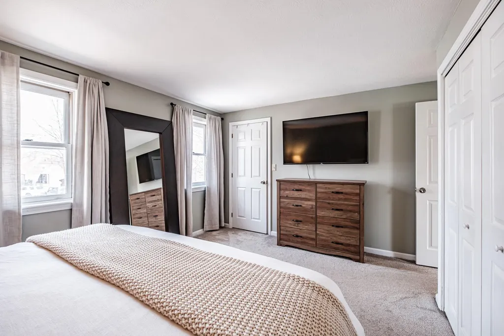 16 Caryn Drive Saco ME 04072