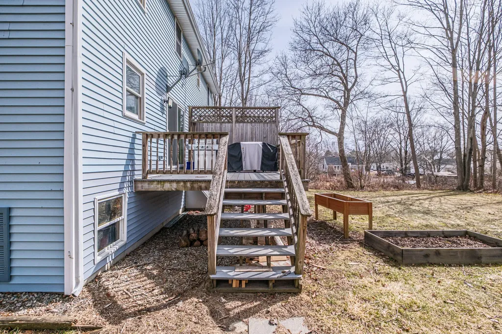 16 Caryn Drive Saco ME 04072