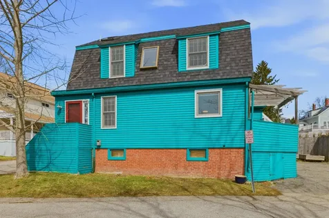 17 Commercial Street Kittery ME 03904