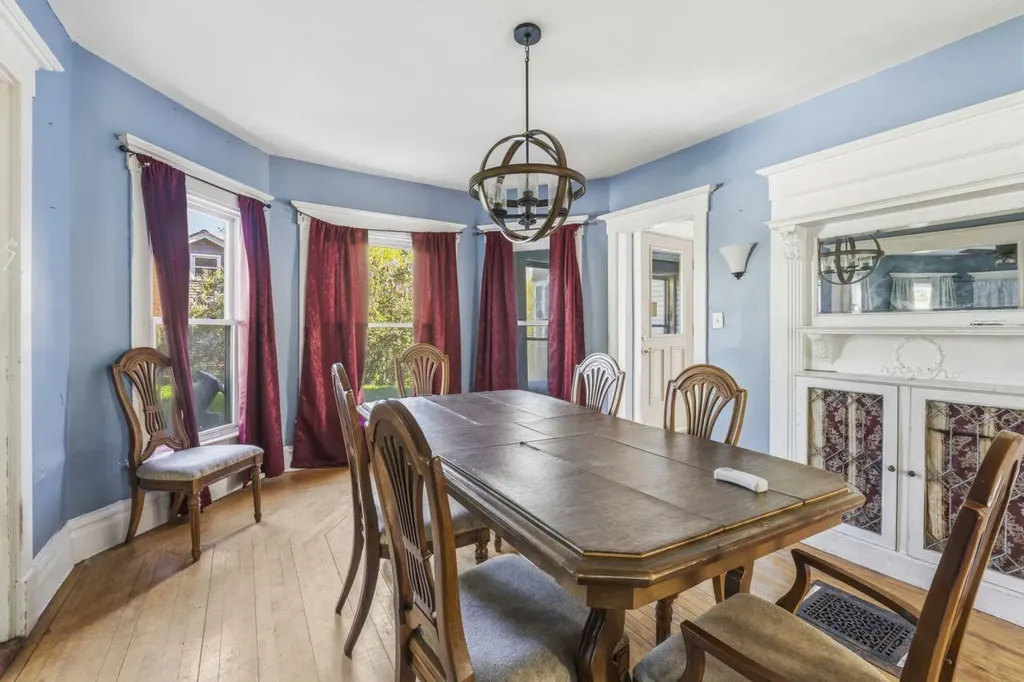 79 Pittsfield Avenue Hartland ME 04943