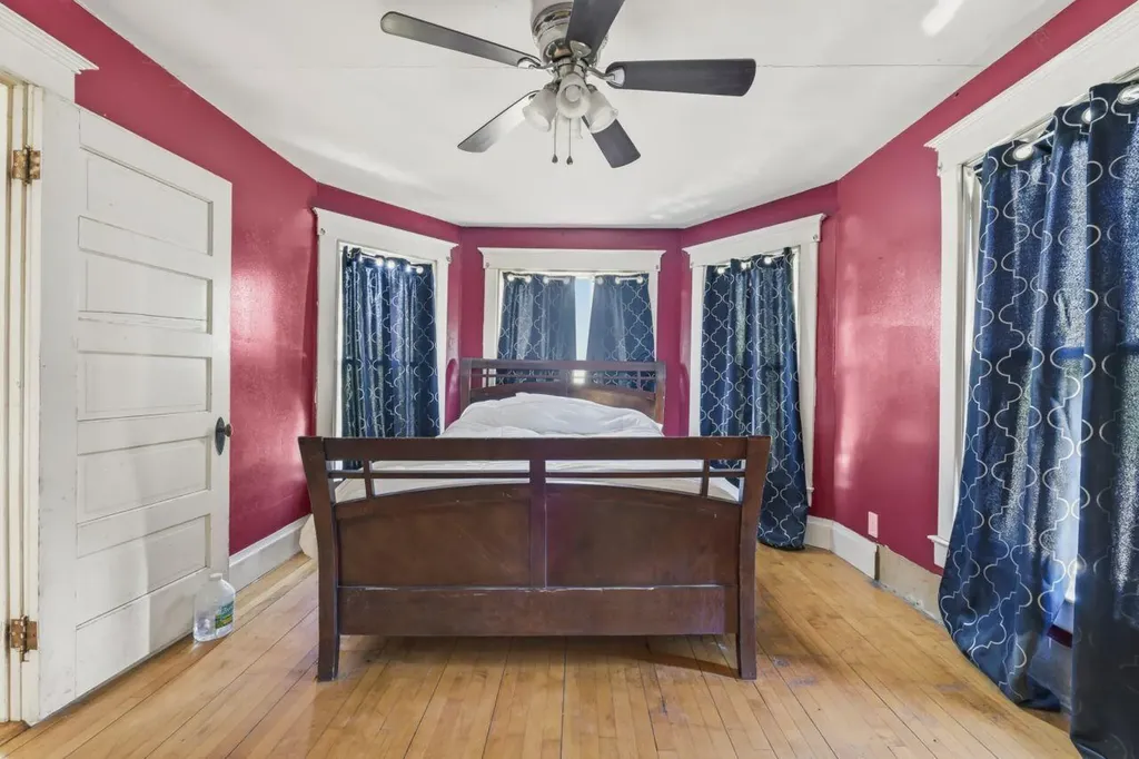 79 Pittsfield Avenue Hartland ME 04943