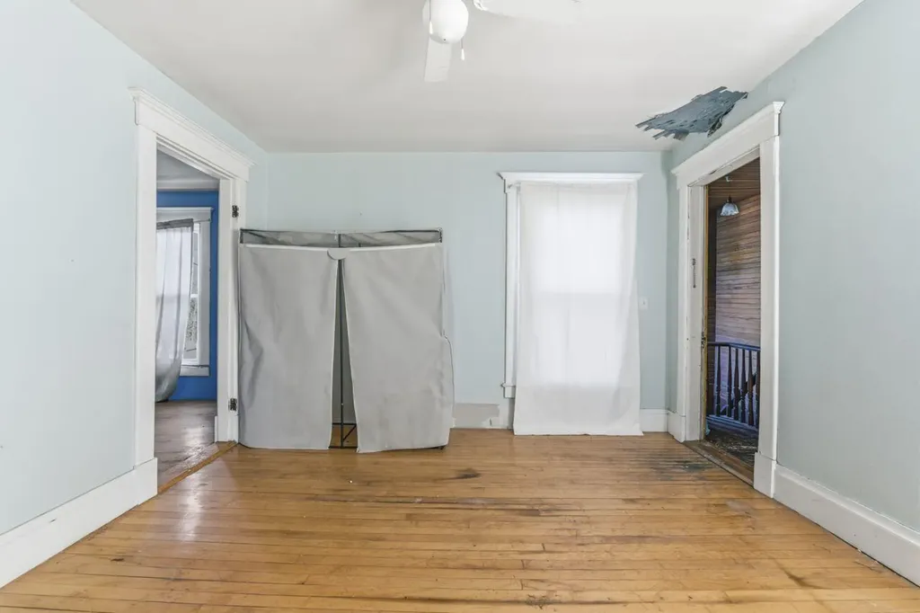 79 Pittsfield Avenue Hartland ME 04943