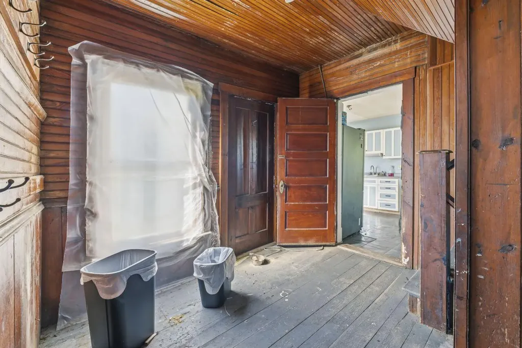 79 Pittsfield Avenue Hartland ME 04943