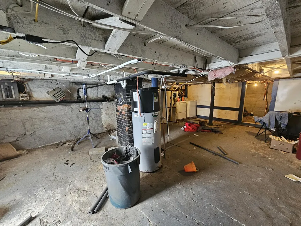79 Pittsfield Avenue Hartland ME 04943