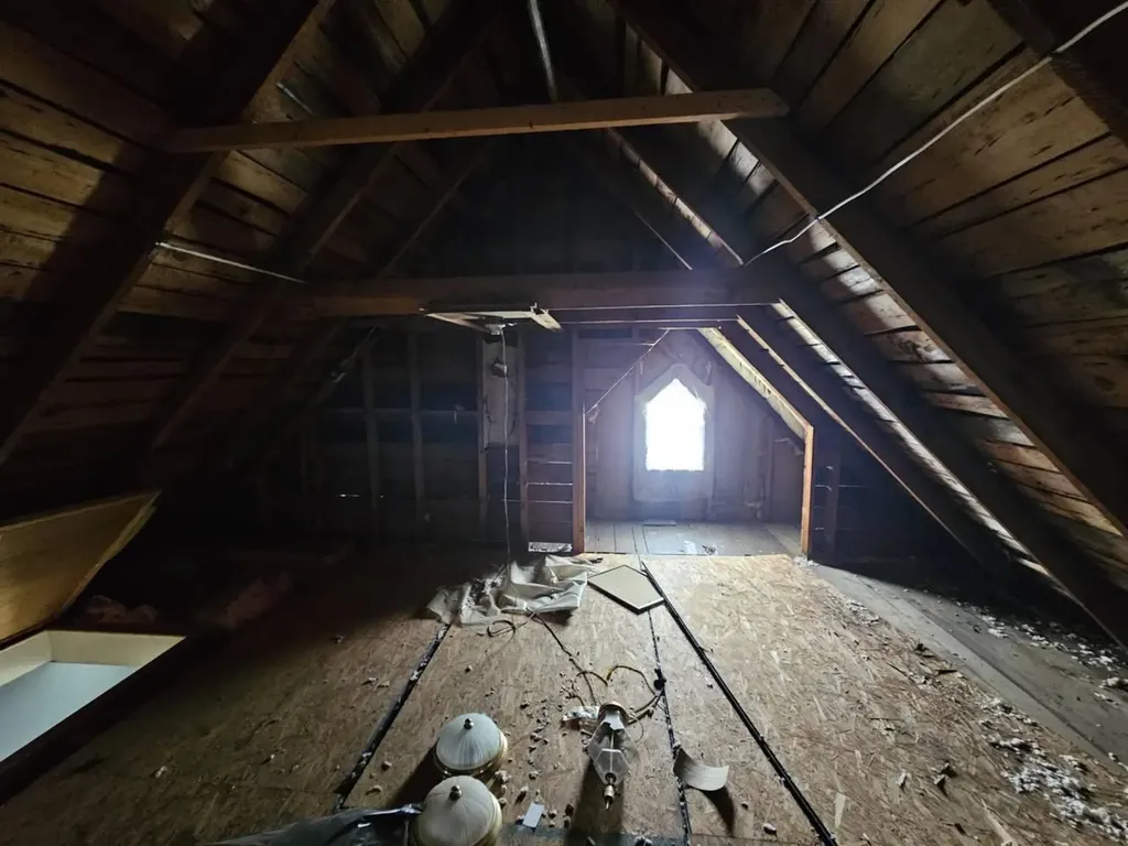 79 Pittsfield Avenue Hartland ME 04943