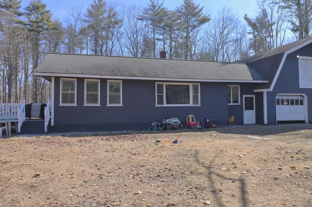 121 Buxton Road Saco ME 04072