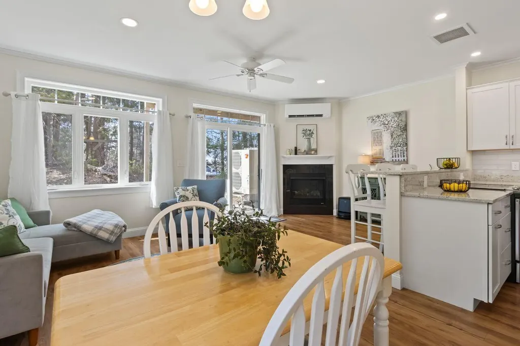 25 Preservation Lane South Portland ME 04106