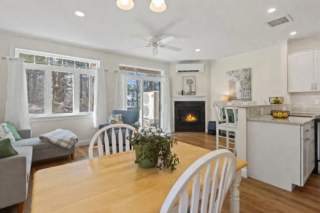 25 Preservation Lane South Portland ME 04106
