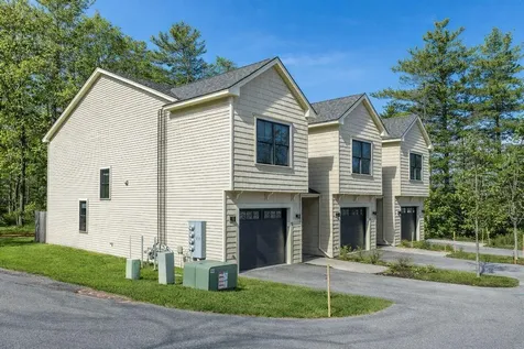 25 Preservation Lane South Portland ME 04106