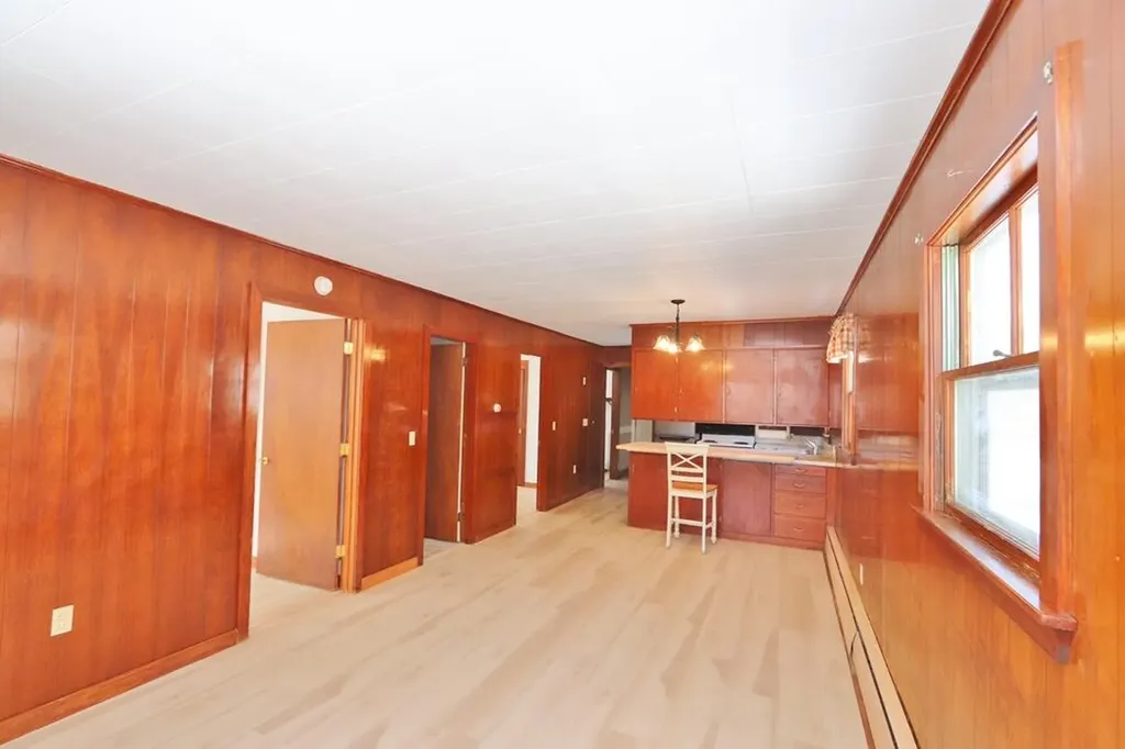 418 Main Road S Hampden ME 04444