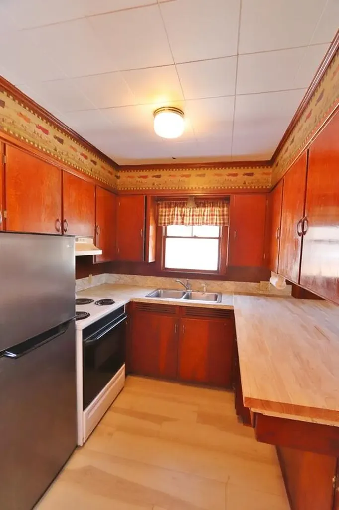 418 Main Road S Hampden ME 04444