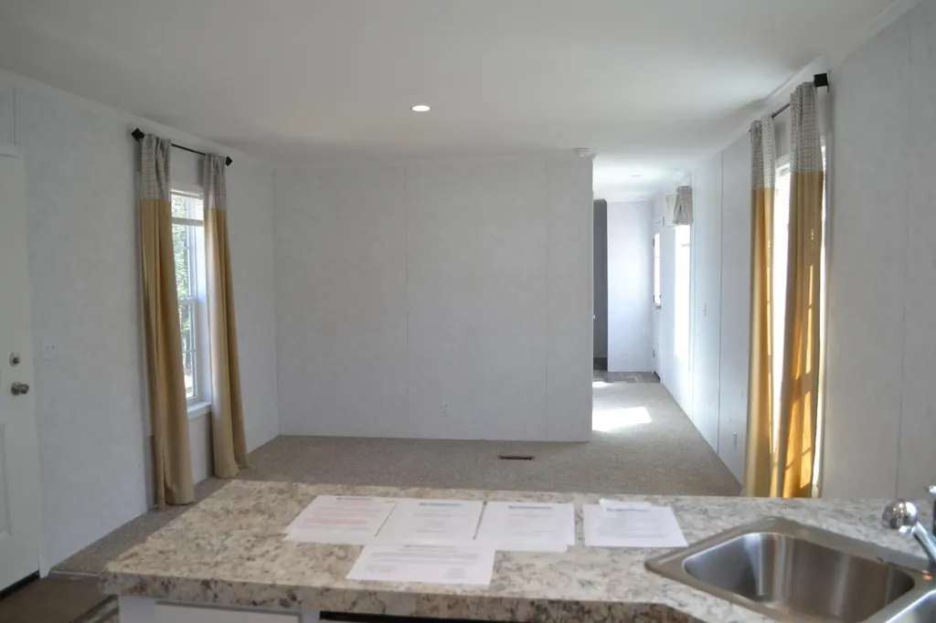 18 Maple Street Lebanon ME 04027