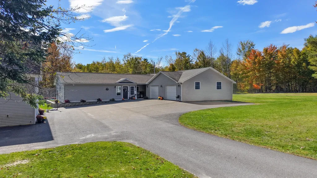 246 Wyman Road Palmyra ME 04965