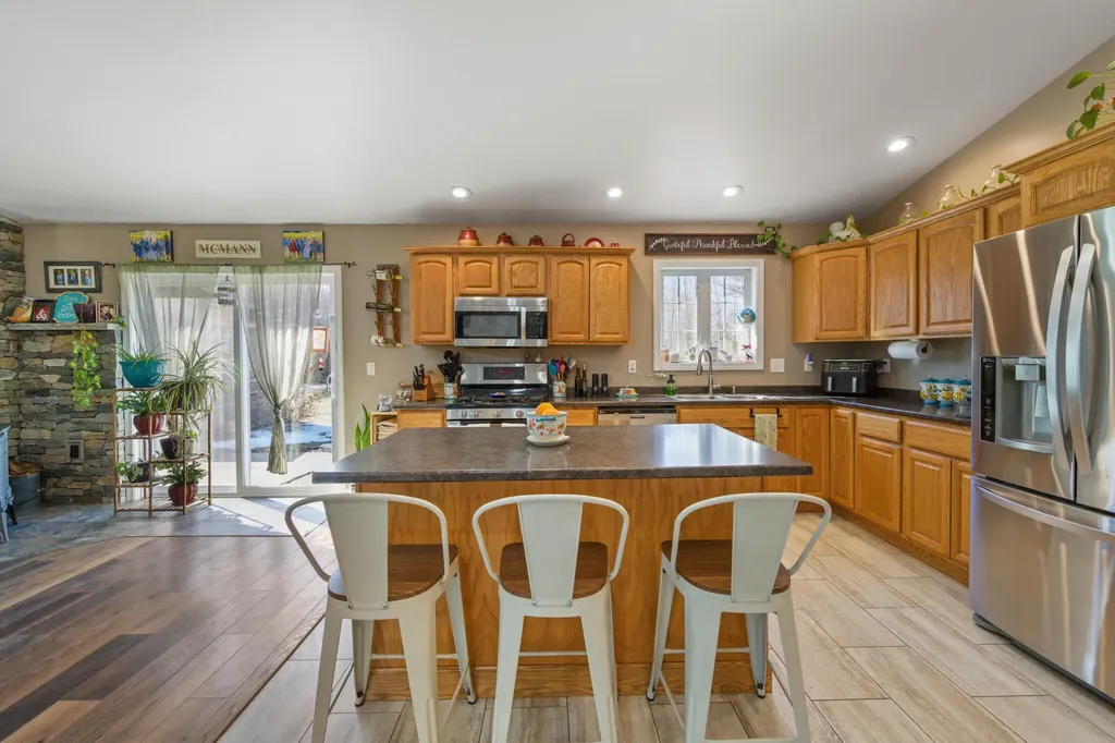 246 Wyman Road Palmyra ME 04965