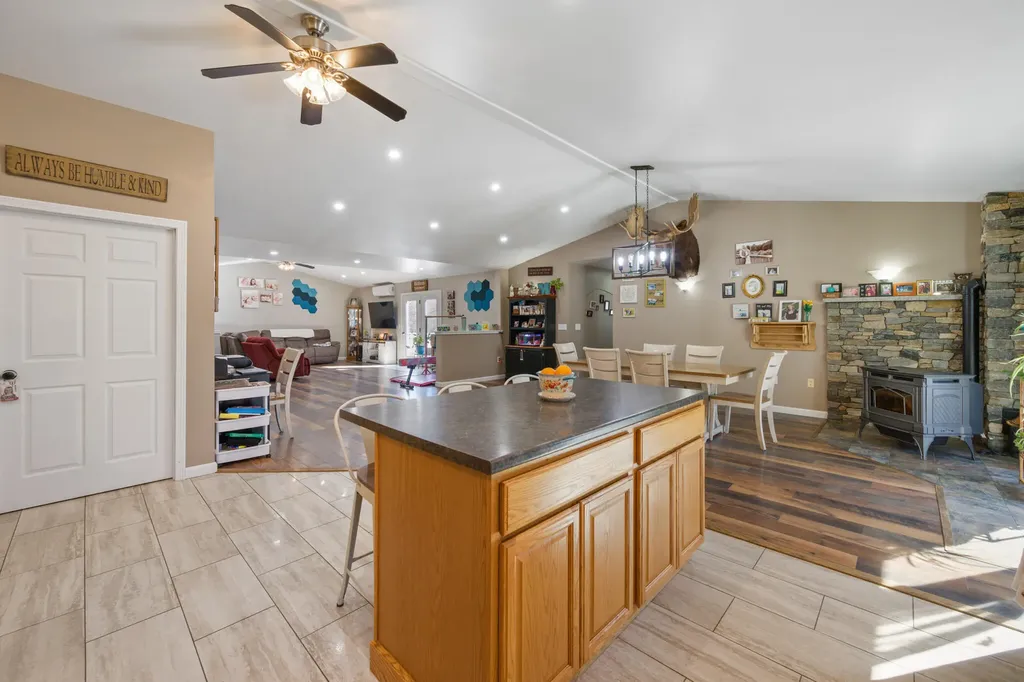 246 Wyman Road Palmyra ME 04965