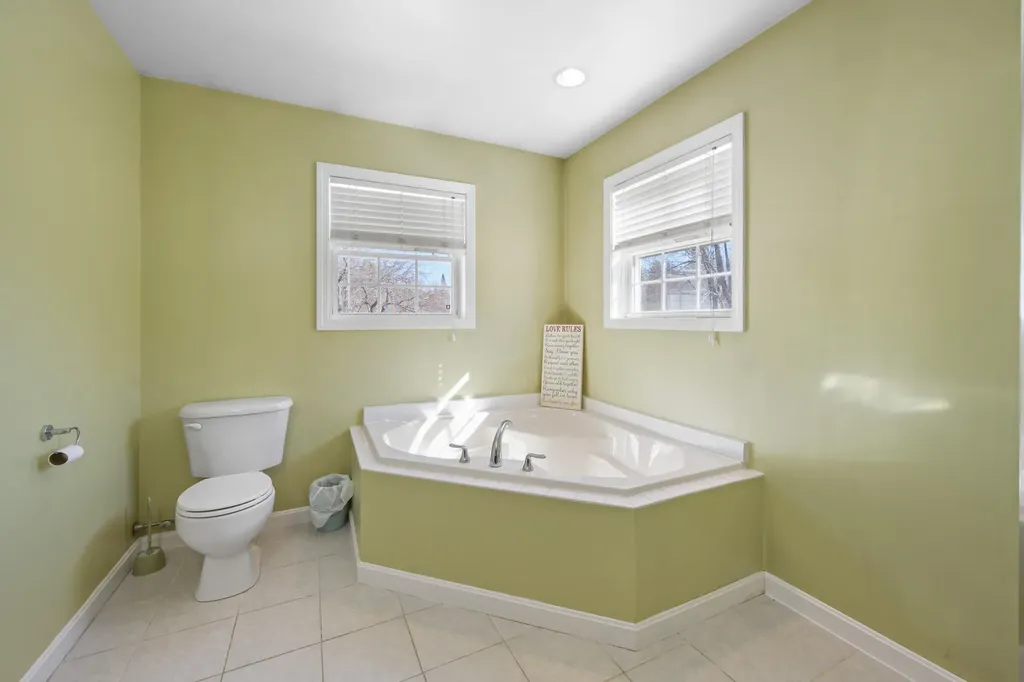 246 Wyman Road Palmyra ME 04965
