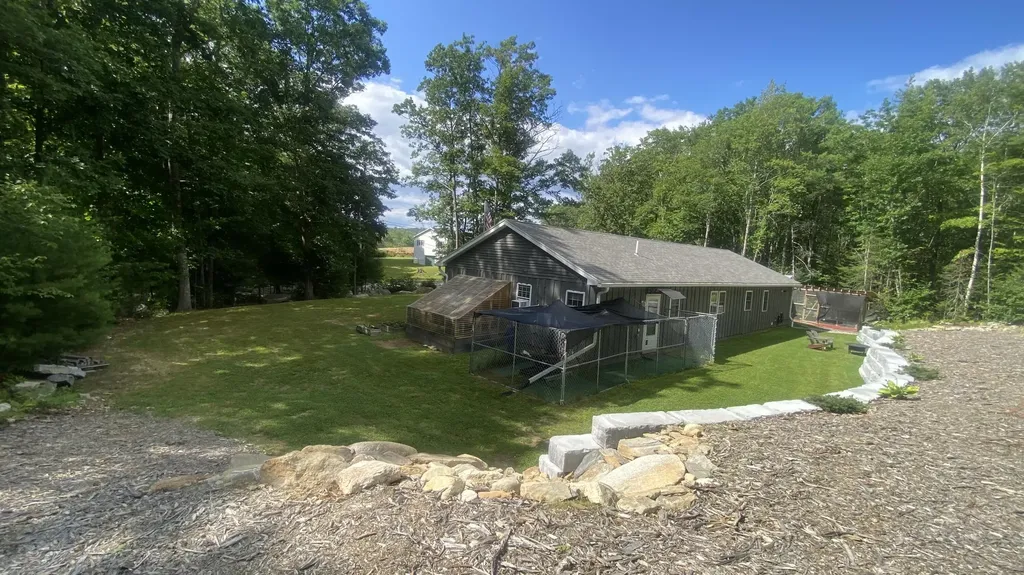 26 Bushey Shore Palermo ME 04354