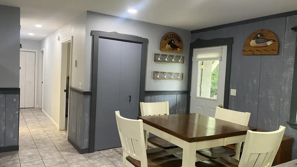 26 Bushey Shore Palermo ME 04354