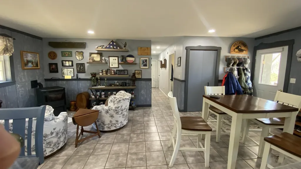 26 Bushey Shore Palermo ME 04354