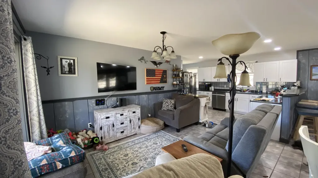 26 Bushey Shore Palermo ME 04354