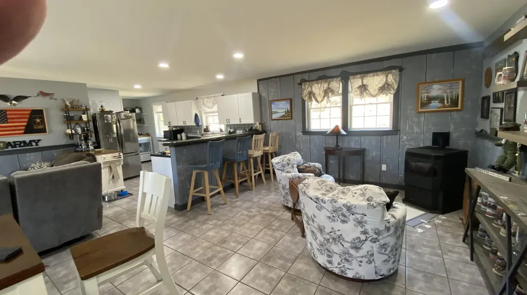 26 Bushey Shore Palermo ME 04354