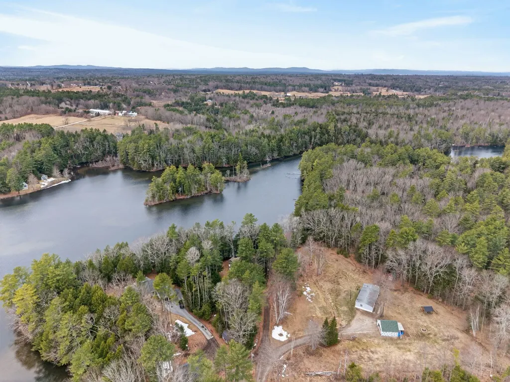 38 Maynard Road Windham ME 04062