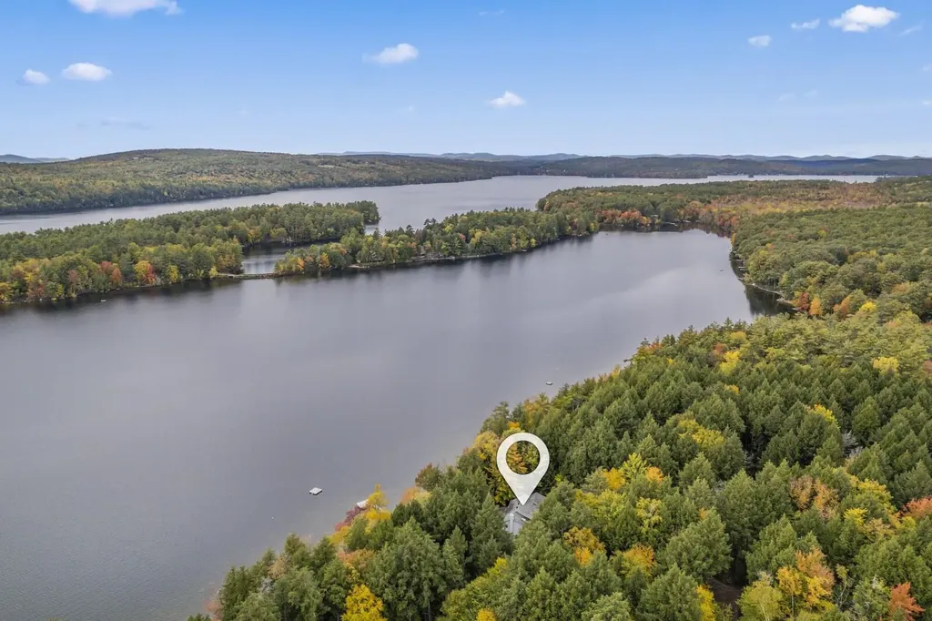 83 Bunting Lane Poland ME 04274