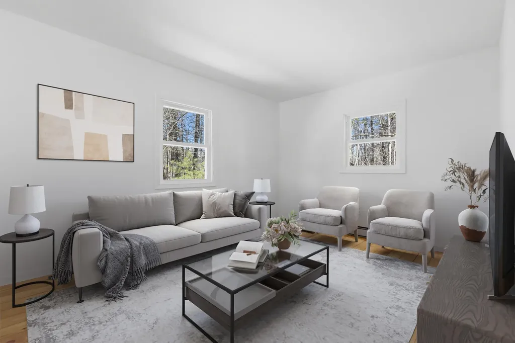 39 Pipeline Road Windham ME 04062