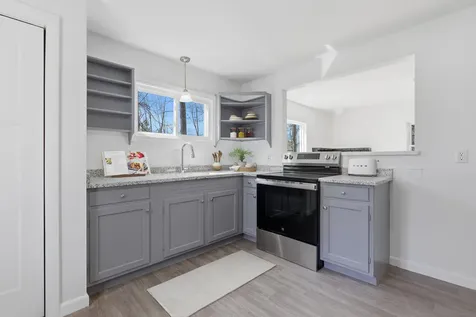 39 Pipeline Road Windham ME 04062