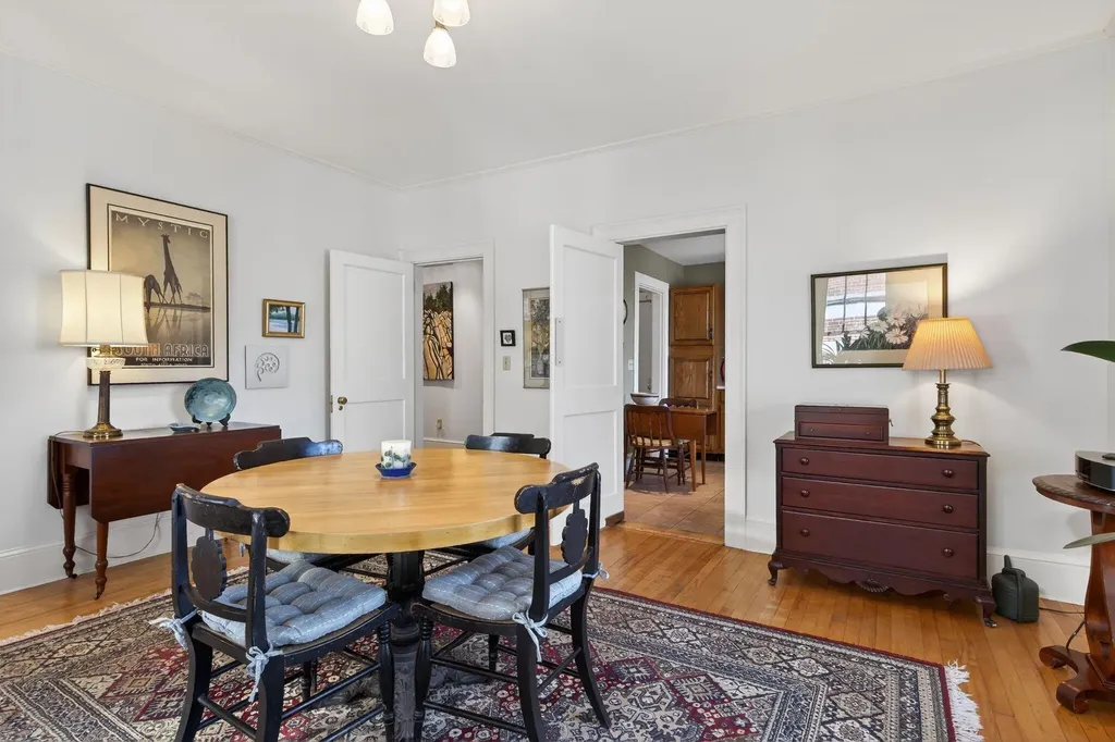 122 Neal Street Portland ME 04102