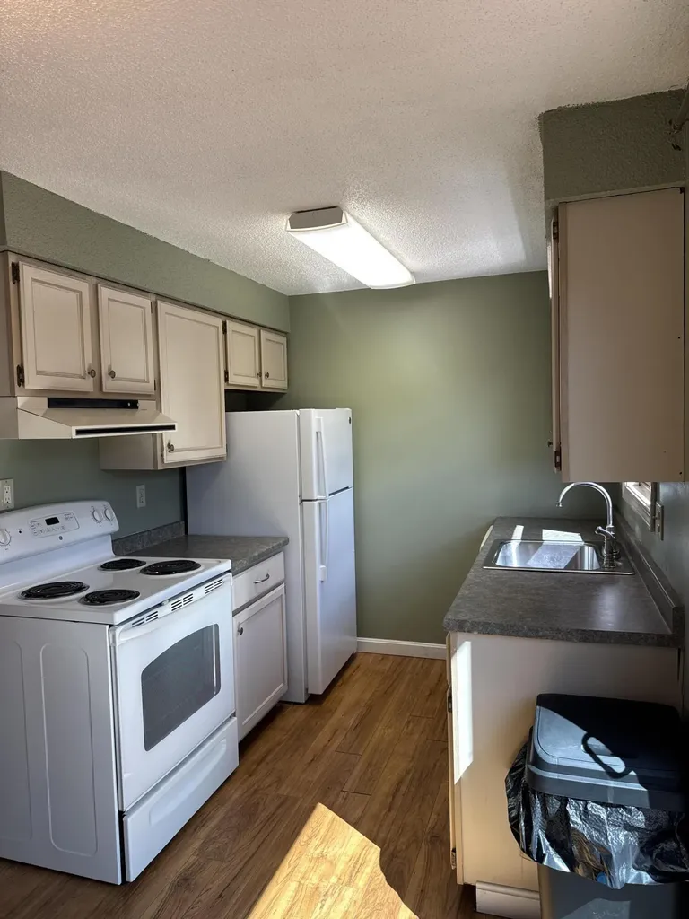 9 Cynthia Circle Bangor ME 04401