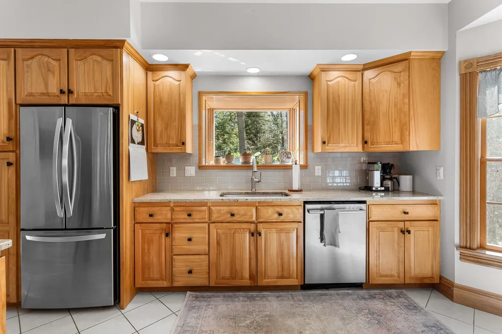 121 Clover Lane Brewer ME 04412