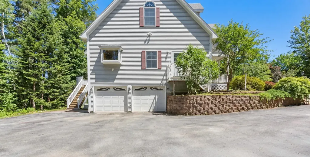 121 Clover Lane Brewer ME 04412
