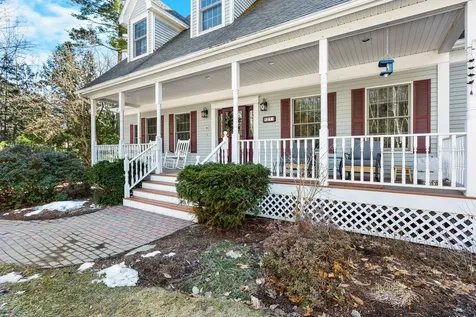 121 Clover Lane Brewer ME 04412