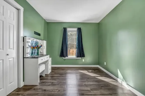 16 Hickory Drive Wiscasset ME 04578