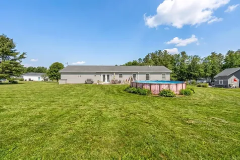16 Hickory Drive Wiscasset ME 04578