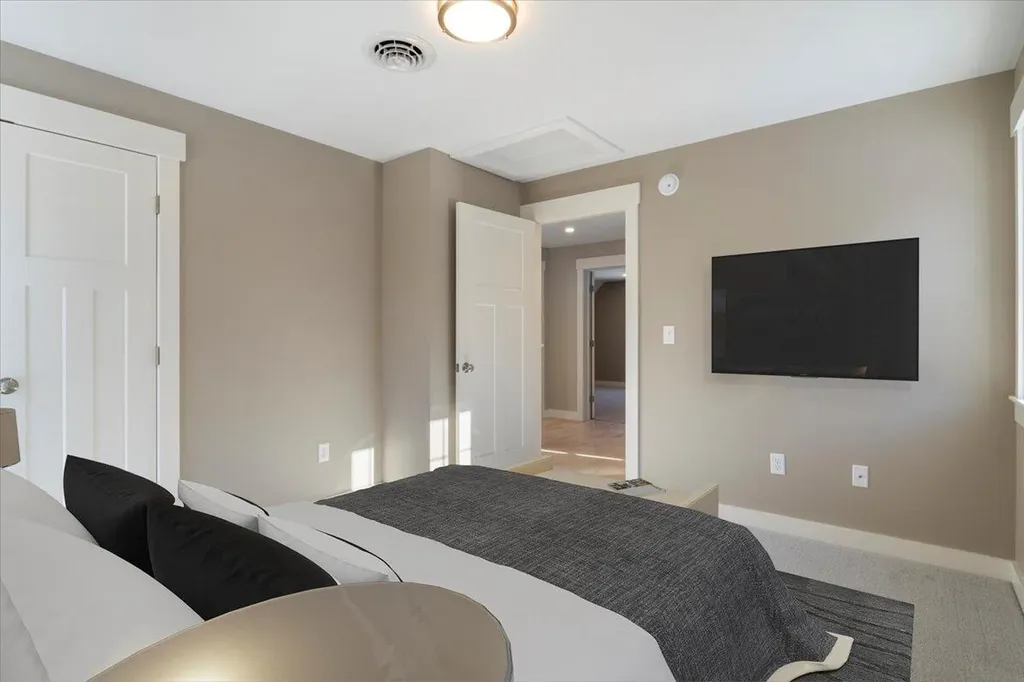 3 Cortland Place Standish ME 04084