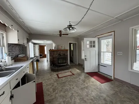 1779 River Road Clinton ME 04927