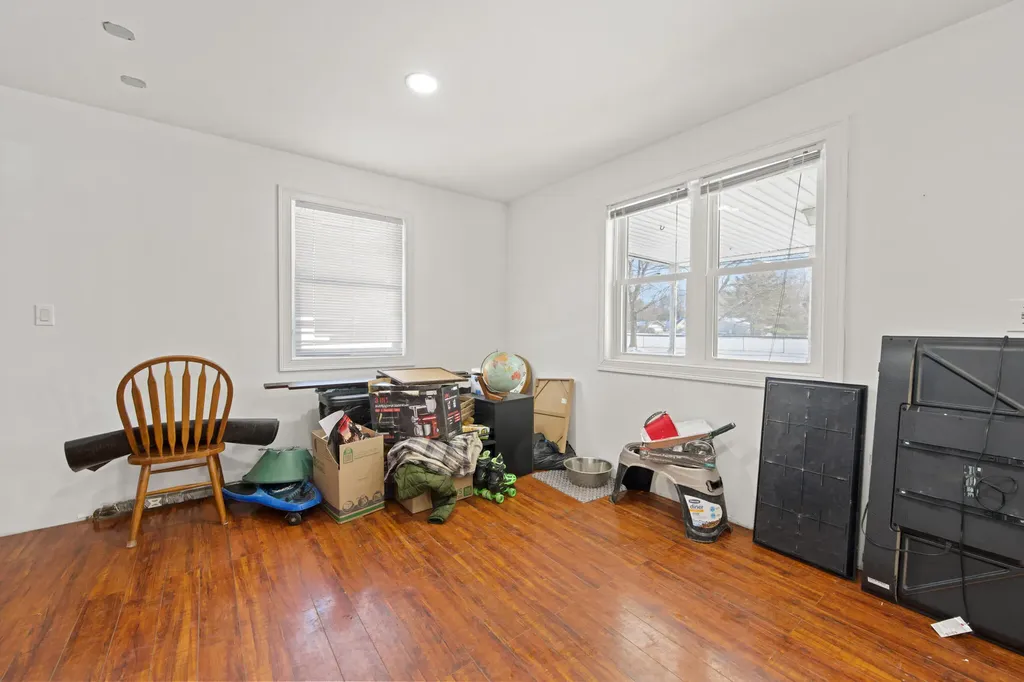 22 Grove Street Newport ME 04953