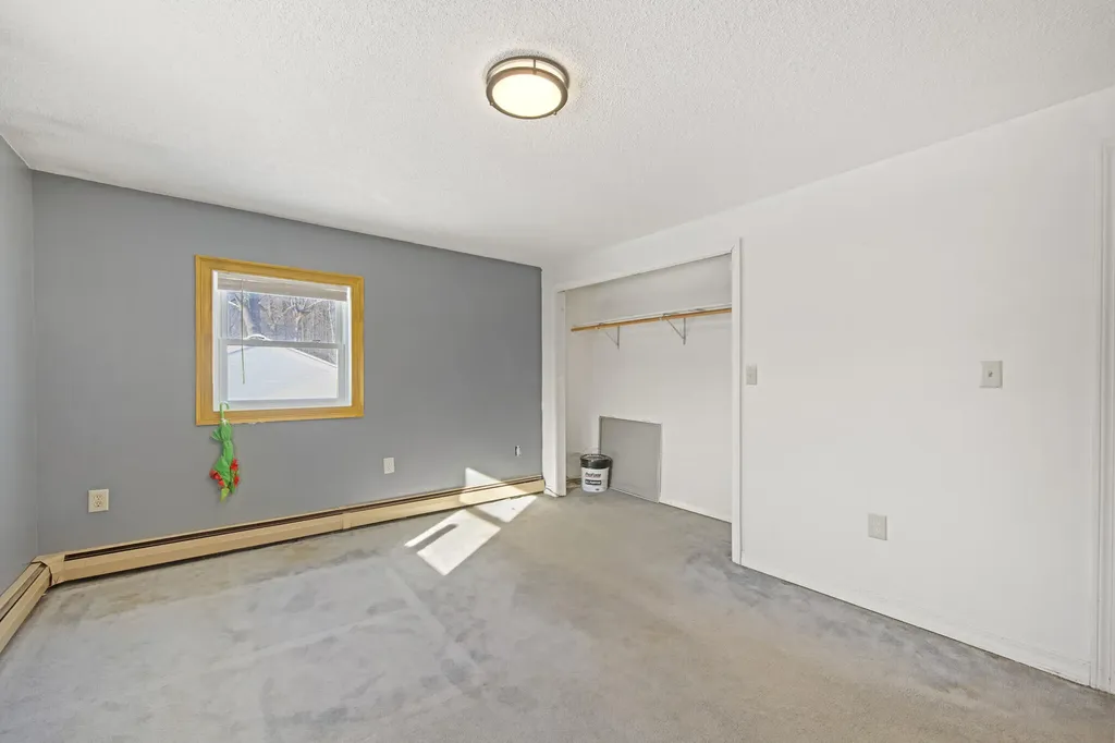 22 Grove Street Newport ME 04953