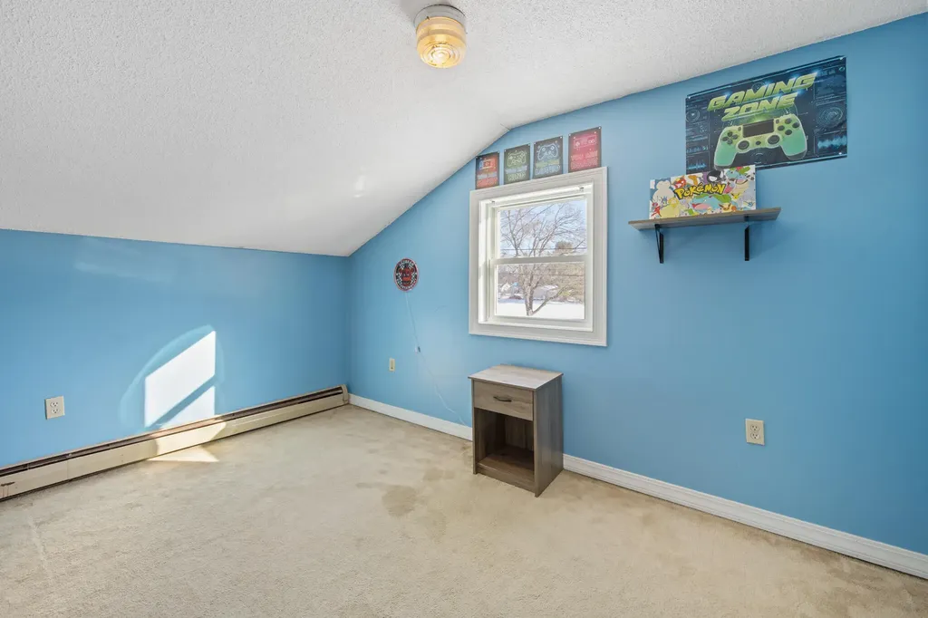 22 Grove Street Newport ME 04953