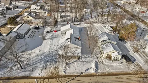 22 Grove Street Newport ME 04953