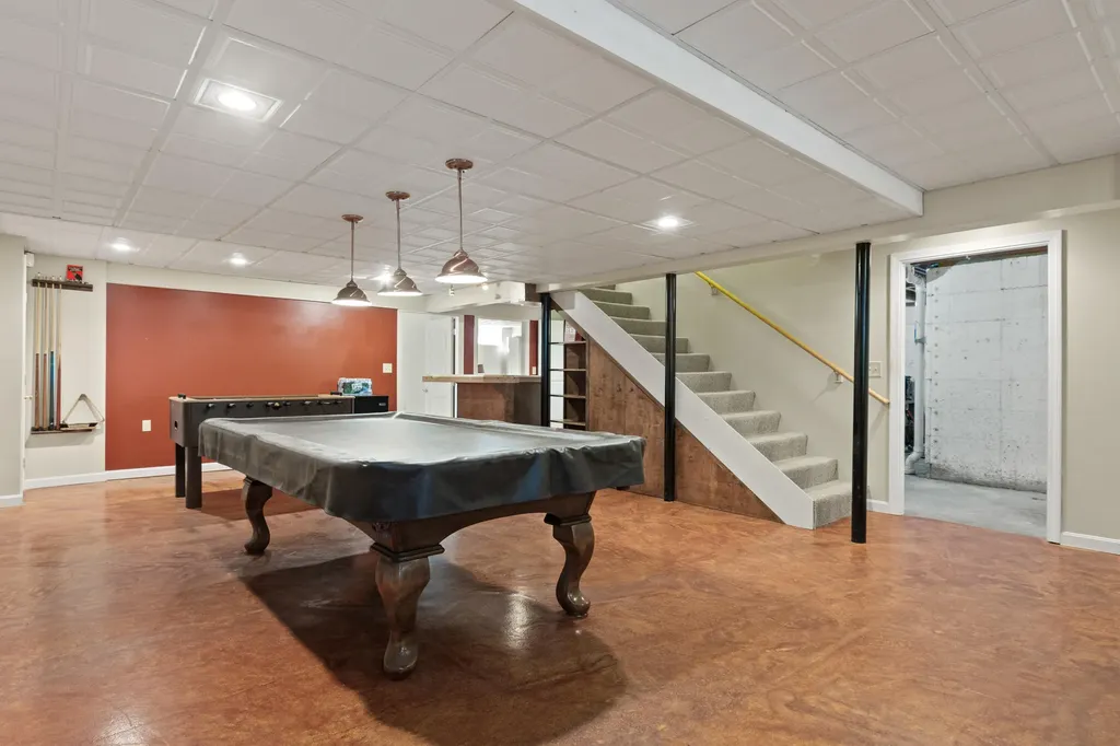 11 Merrill Drive Harrison ME 04040