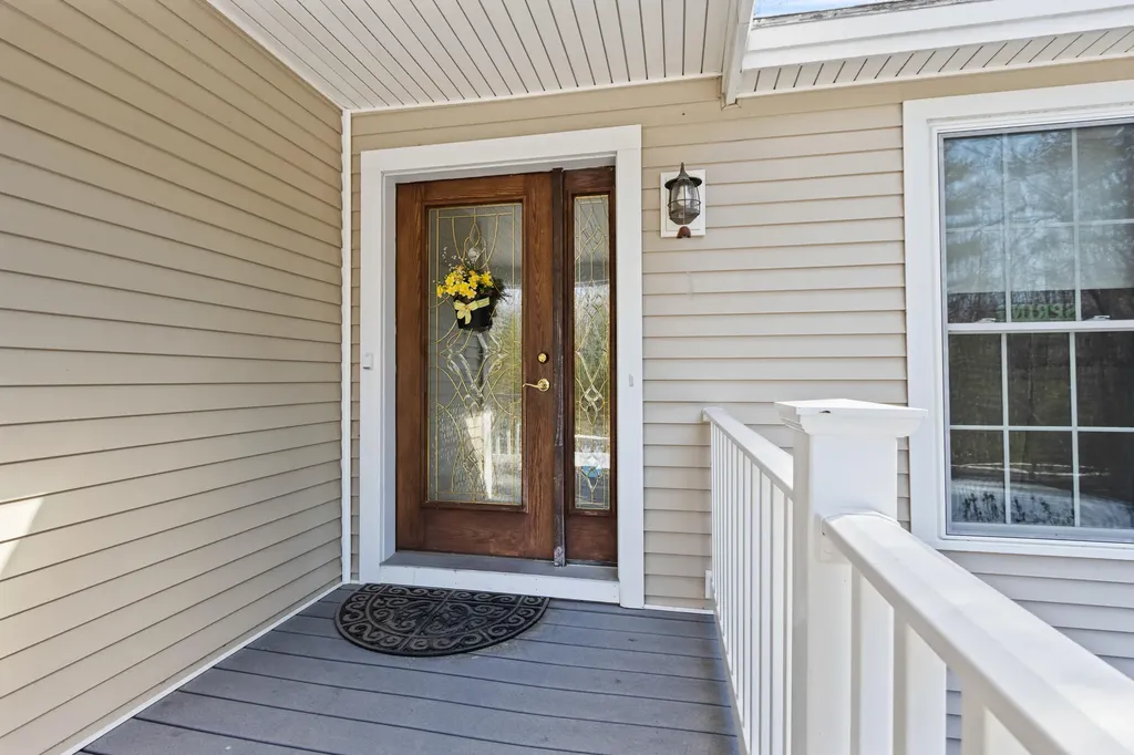 11 Merrill Drive Harrison ME 04040