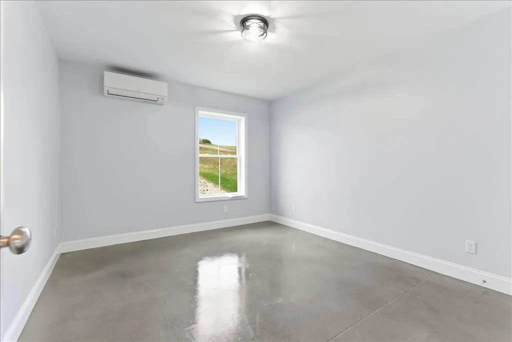 3 Freedom Farm Road Auburn ME 04210